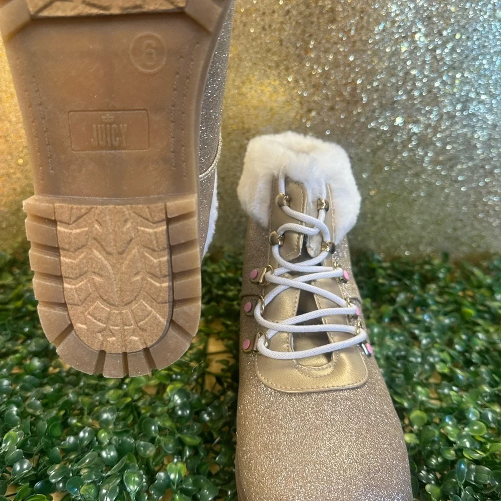 Juicy Couture Gold Glitter Kids Boots with White Fur